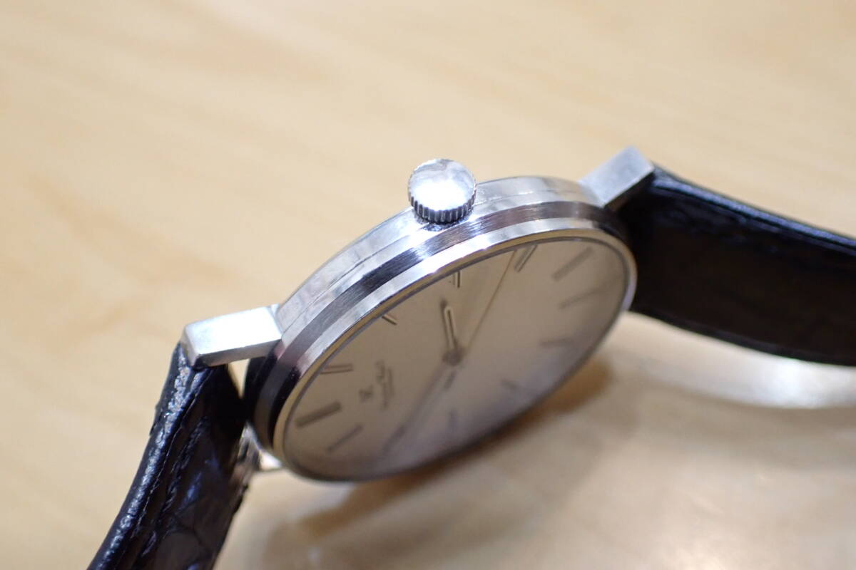 正規 IWC Ref.2409 ◇ Cal.403 シャフハウゼン シルバー文字盤 正規 IWC Ref.2409 ◇ Cal.403 シャフハウゼン シルバー文字盤