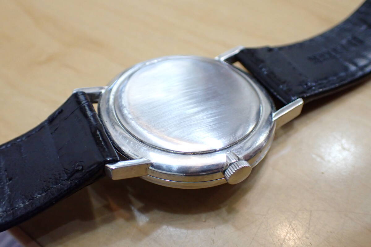 正規 IWC Ref.2409 ◇ Cal.403 シャフハウゼン シルバー文字盤 正規 IWC Ref.2409 ◇ Cal.403 シャフハウゼン シルバー文字盤