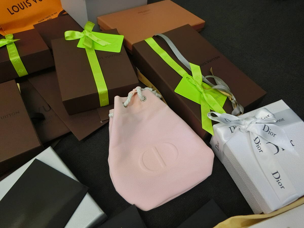 ② 空箱 おまとめ 紙袋 ショッパー 布袋 保存袋 シャネル ② 空箱 おまとめ 紙袋 ショッパー 布袋 保存袋 シャネル