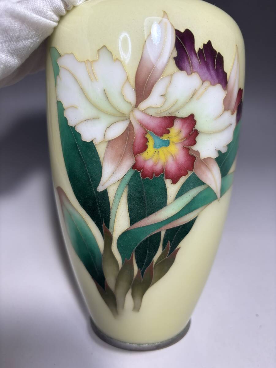 七宝焼 カトレア図 花瓶 唐木台付 飾壷 高さ約21.7cm(花器 七宝焼 カトレア図 花瓶 唐木台付 飾壷 高さ約21.7cm(花器