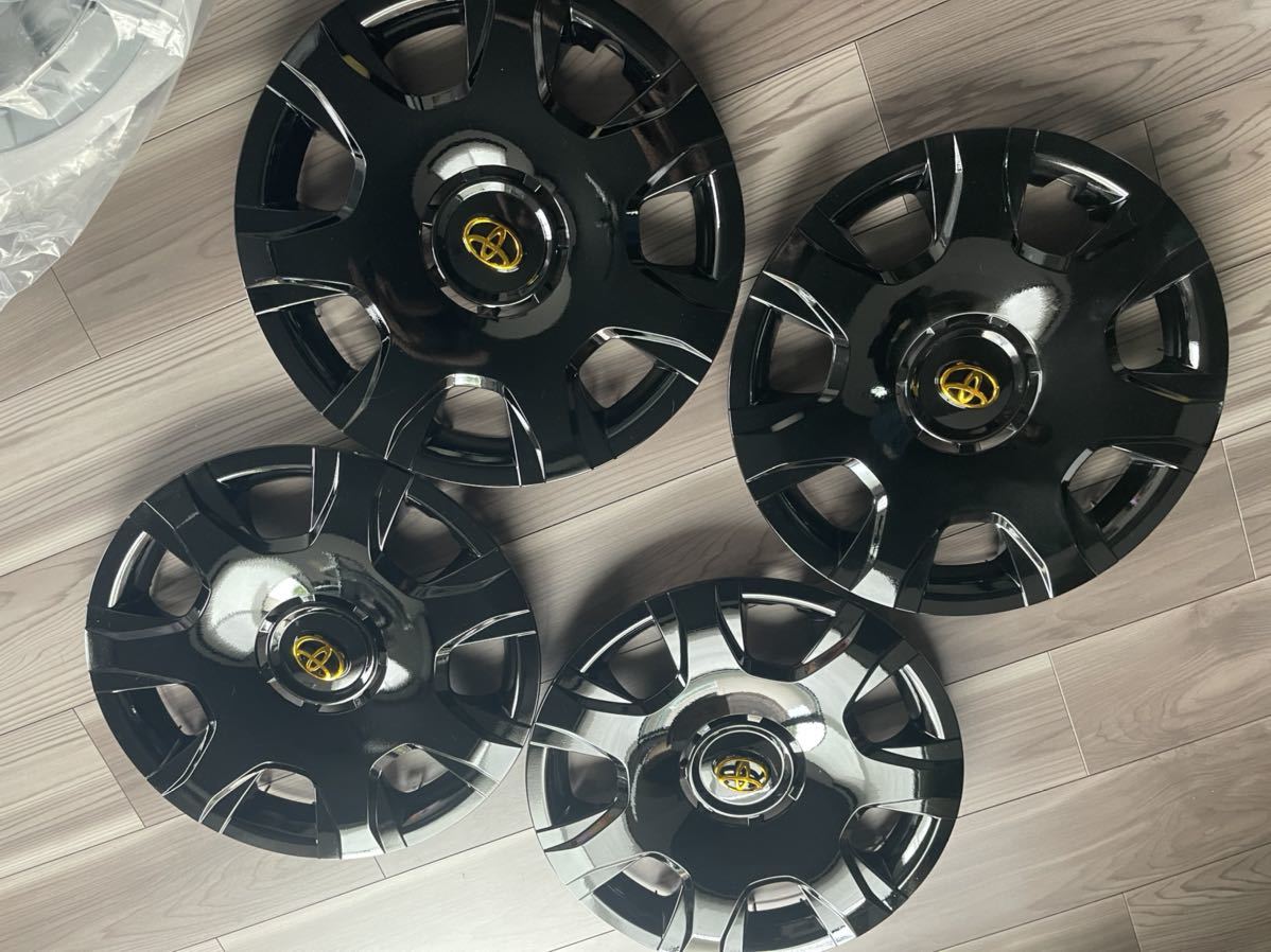 ゴールド エンブレム ハイエース 200系 ホイールキャップ 純正 ゴールド エンブレム ハイエース 200系 ホイールキャップ 純正