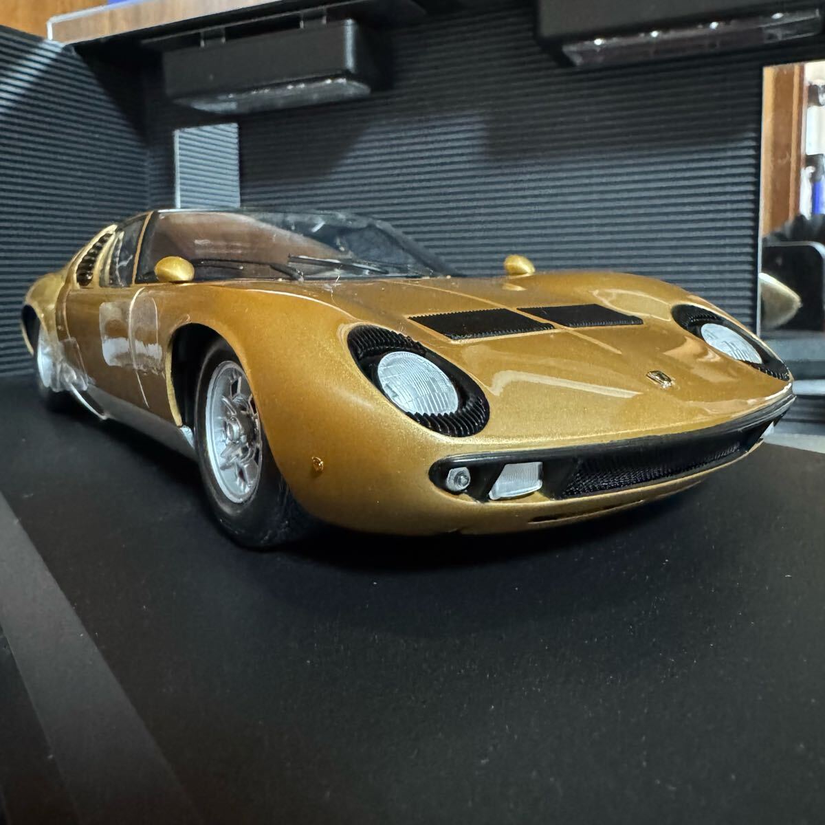 絶版未展示品 京商 ランボルギーニ ミウラ P400 Gold