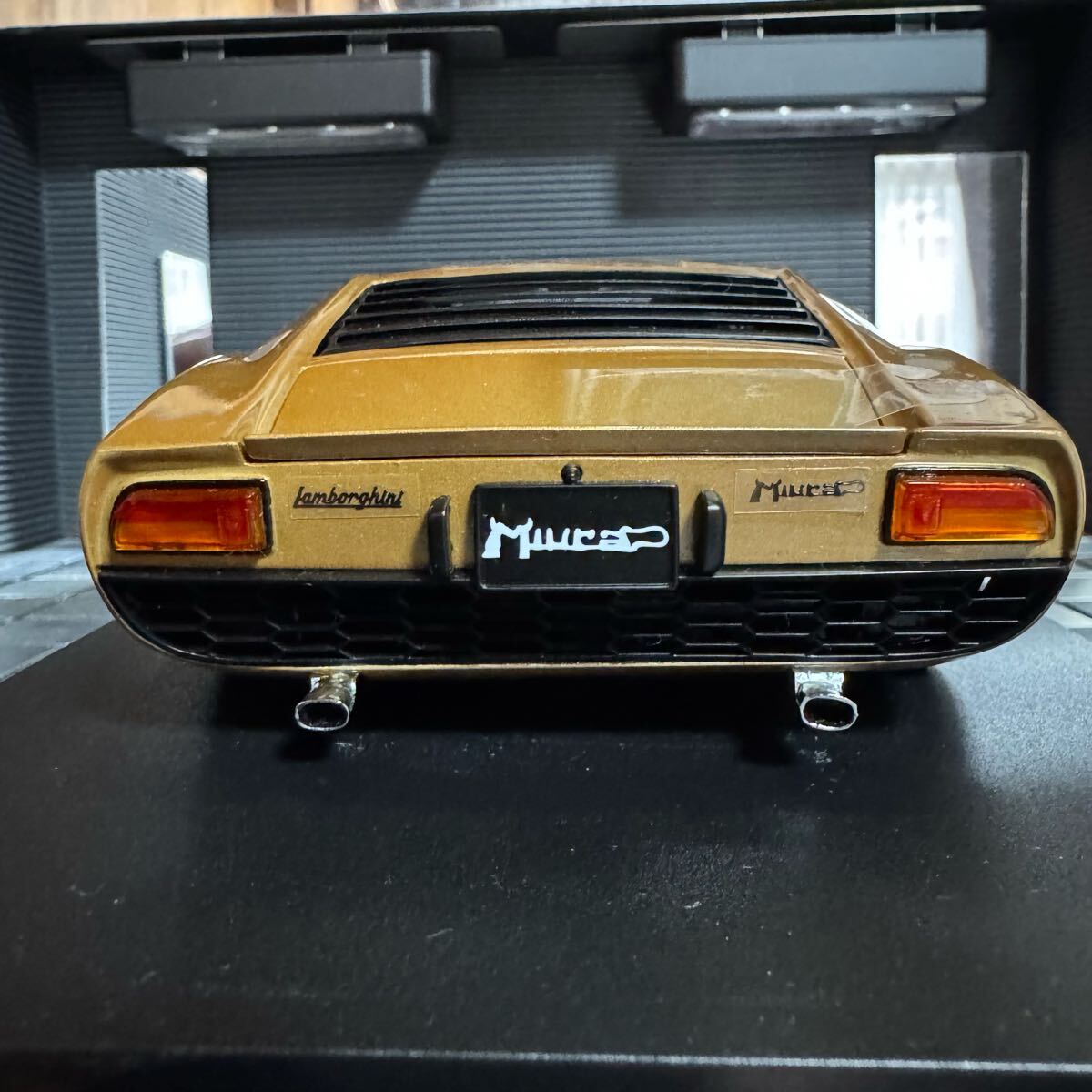 絶版未展示品 京商 ランボルギーニ ミウラ P400 Gold