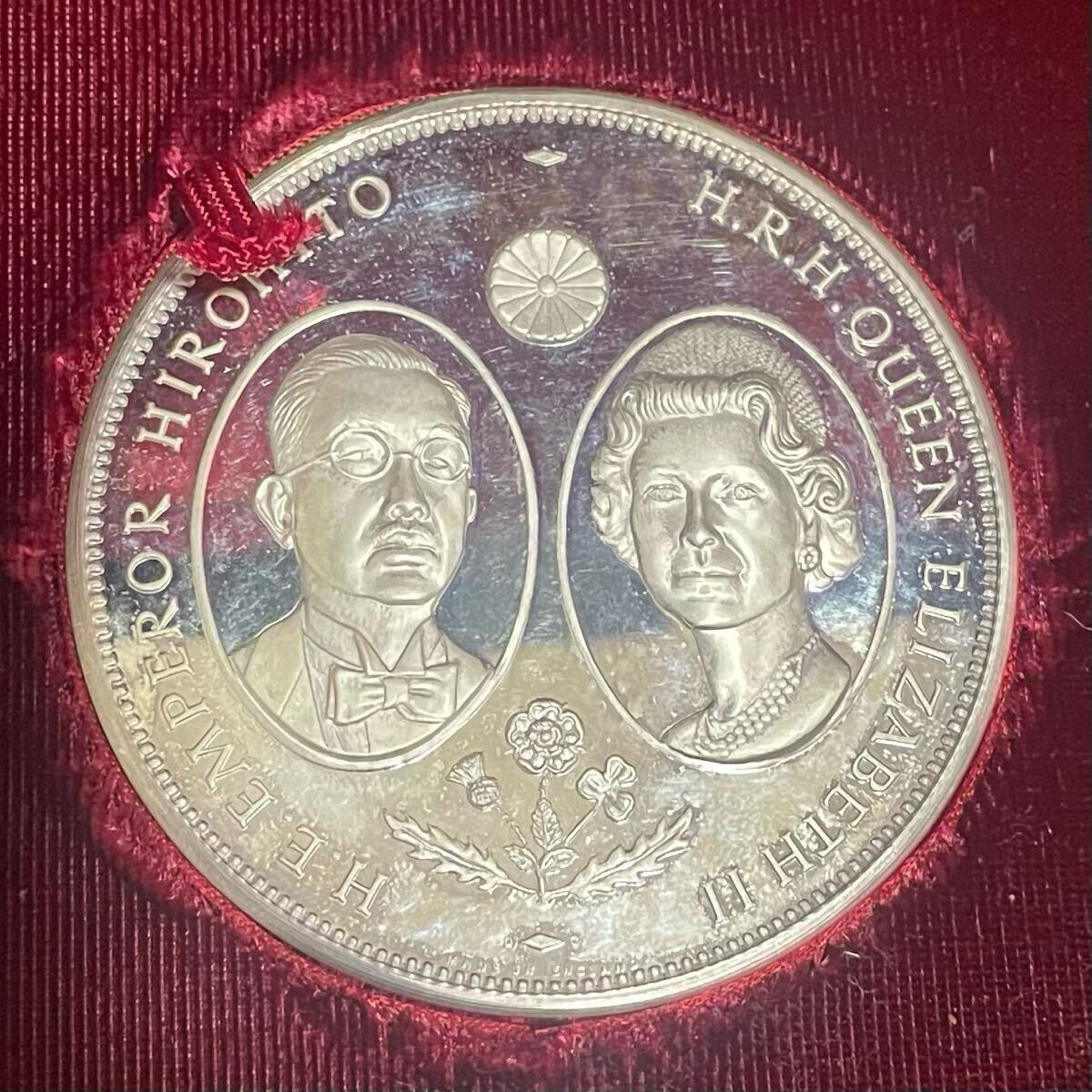 純銀608g☆1971年 天皇皇后両陛下御外遊記念 純銀メダル 4点 純銀608g☆1971年 天皇皇后両陛下御外遊記念 純銀メダル 4点