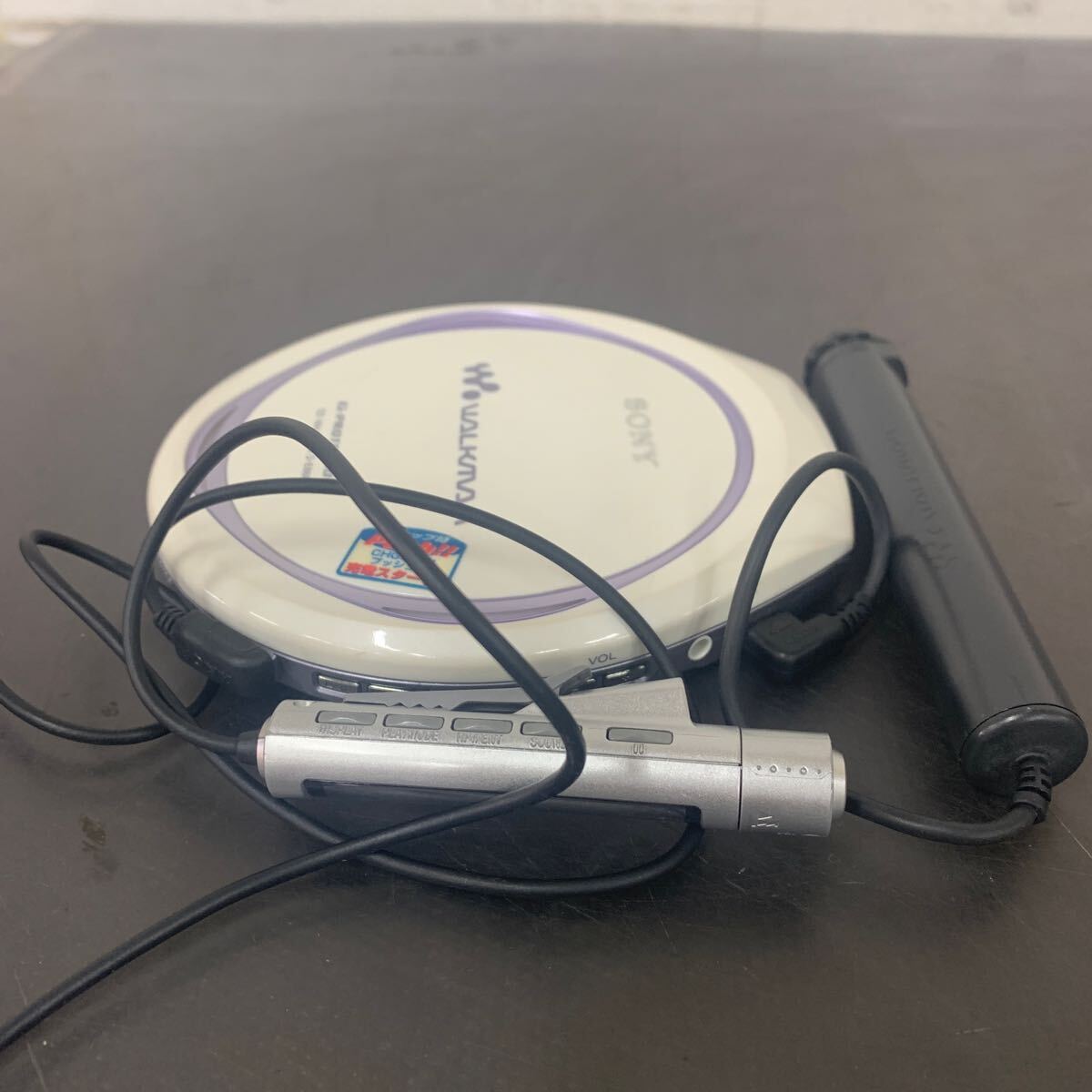 040260. D-E888. ソニー.WALKMAN.ポータブルCDプレーヤー.CD 040260. D-E888. ソニー.WALKMAN.ポータブルCDプレーヤー.CD