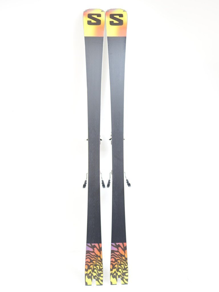 中古 23/24 SALOMON ADDIKT PRO 156cm Z12 GW ビンディング付き 中古 23/24 SALOMON ADDIKT PRO 156cm Z12 GW ビンディング付き