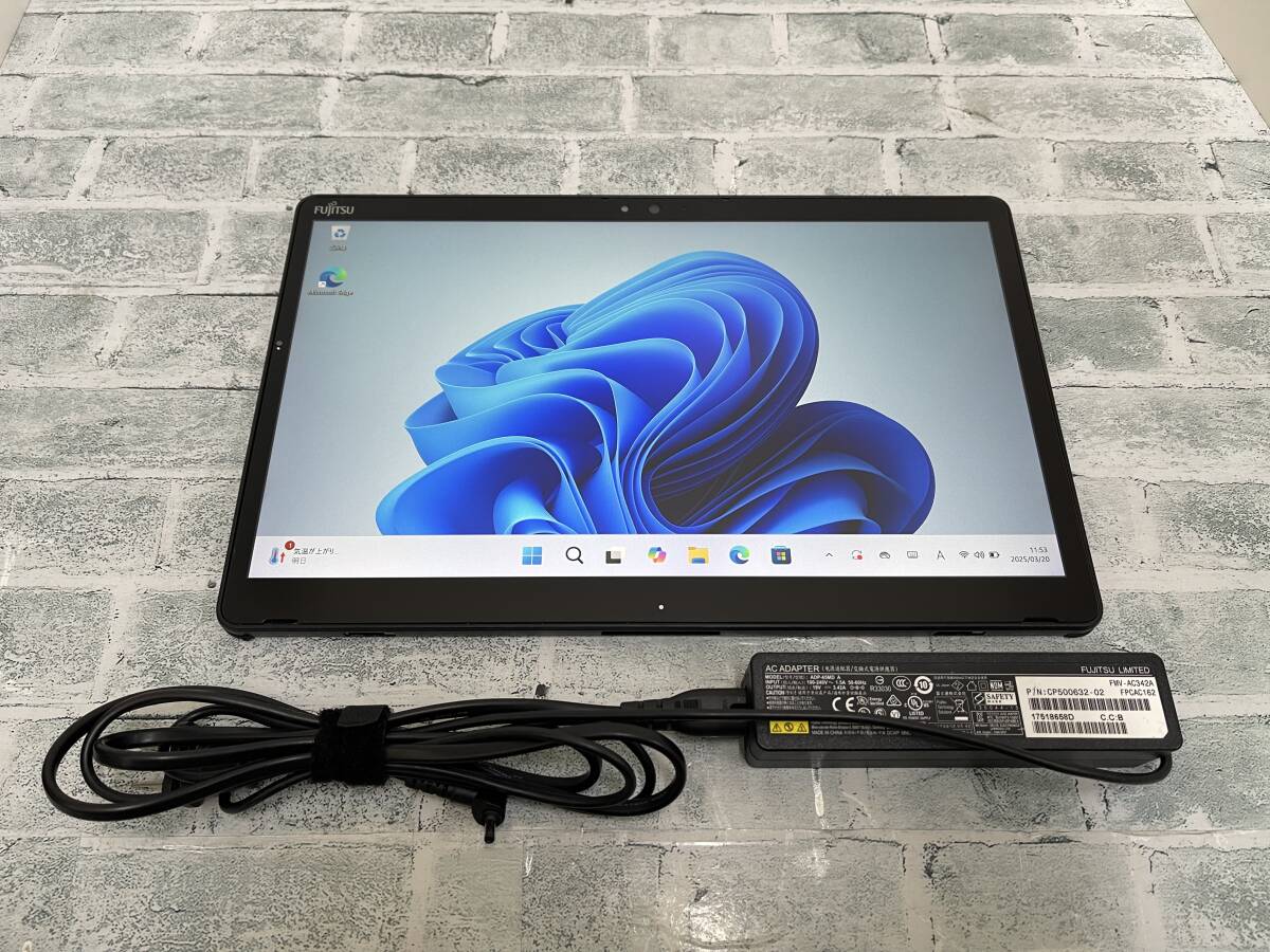 ジャンク】富士通 ARROWS Tab Q738/SB タブレットPC Intel Core ジャンク】富士通 ARROWS Tab Q738/SB タブレットPC Intel Core
