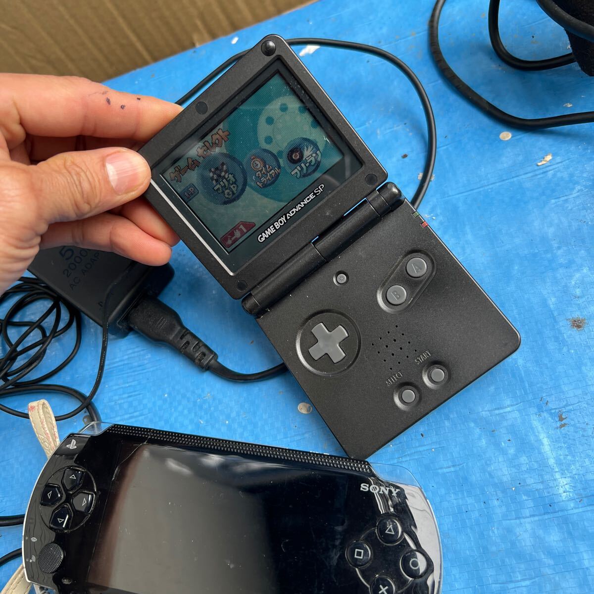psp-2000(1台)/psp-1000(2台)game boy micro OXY-001/game boy psp-2000(1台)/psp-1000(2台)game boy micro OXY-001/game boy