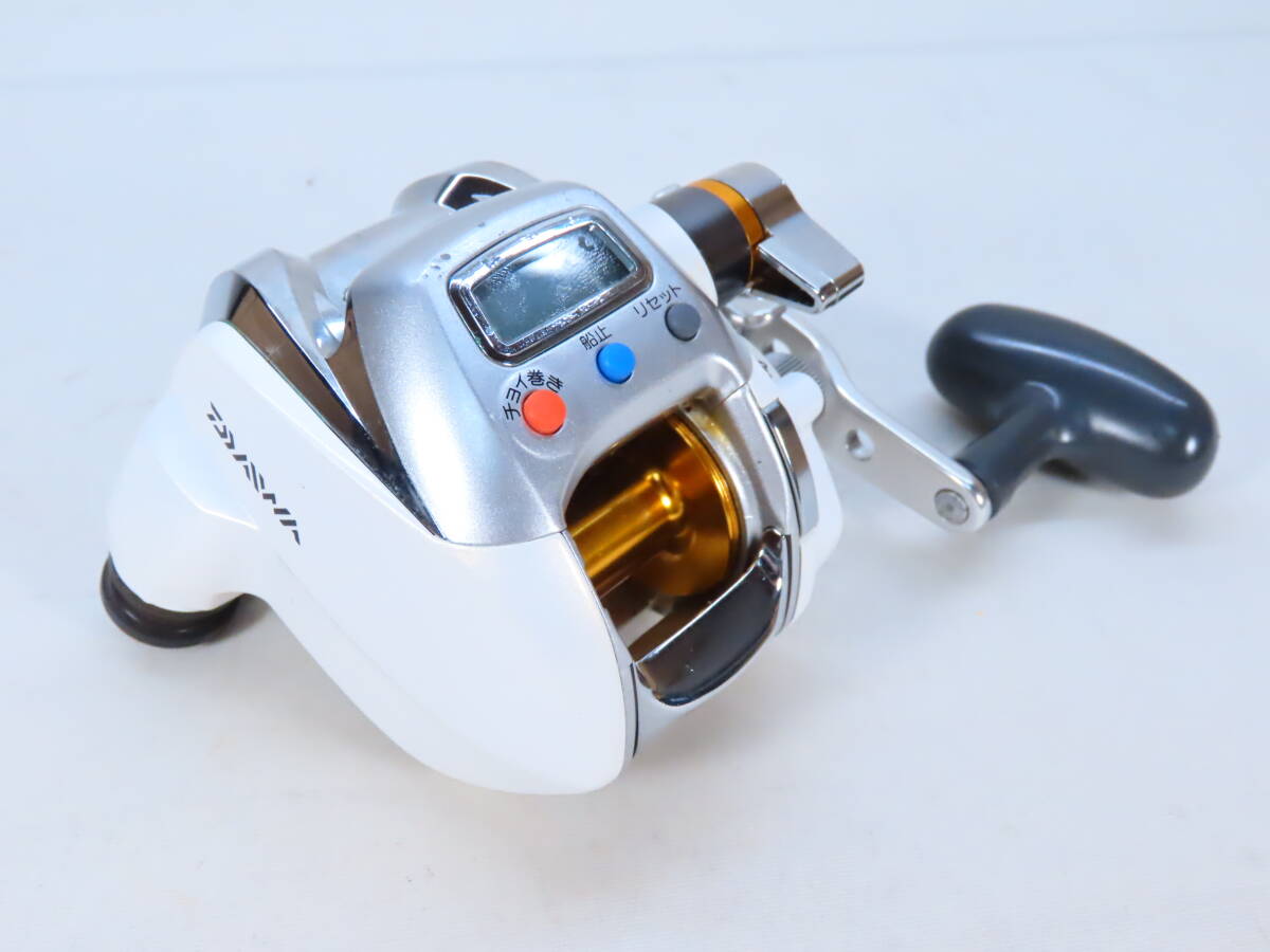 ダイワ【良品】レオブリッツ 150(右) /定価70400円の品◇白 ダイワ【良品】レオブリッツ 150(右) /定価70400円の品◇白