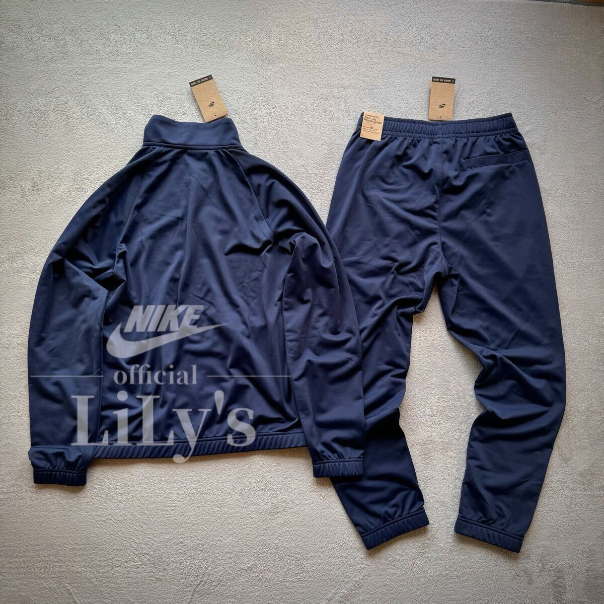 新品 NIKE上下セットアップ Lサイズ ネイビー ロゴ刺繍 新品 NIKE上下セットアップ Lサイズ ネイビー ロゴ刺繍