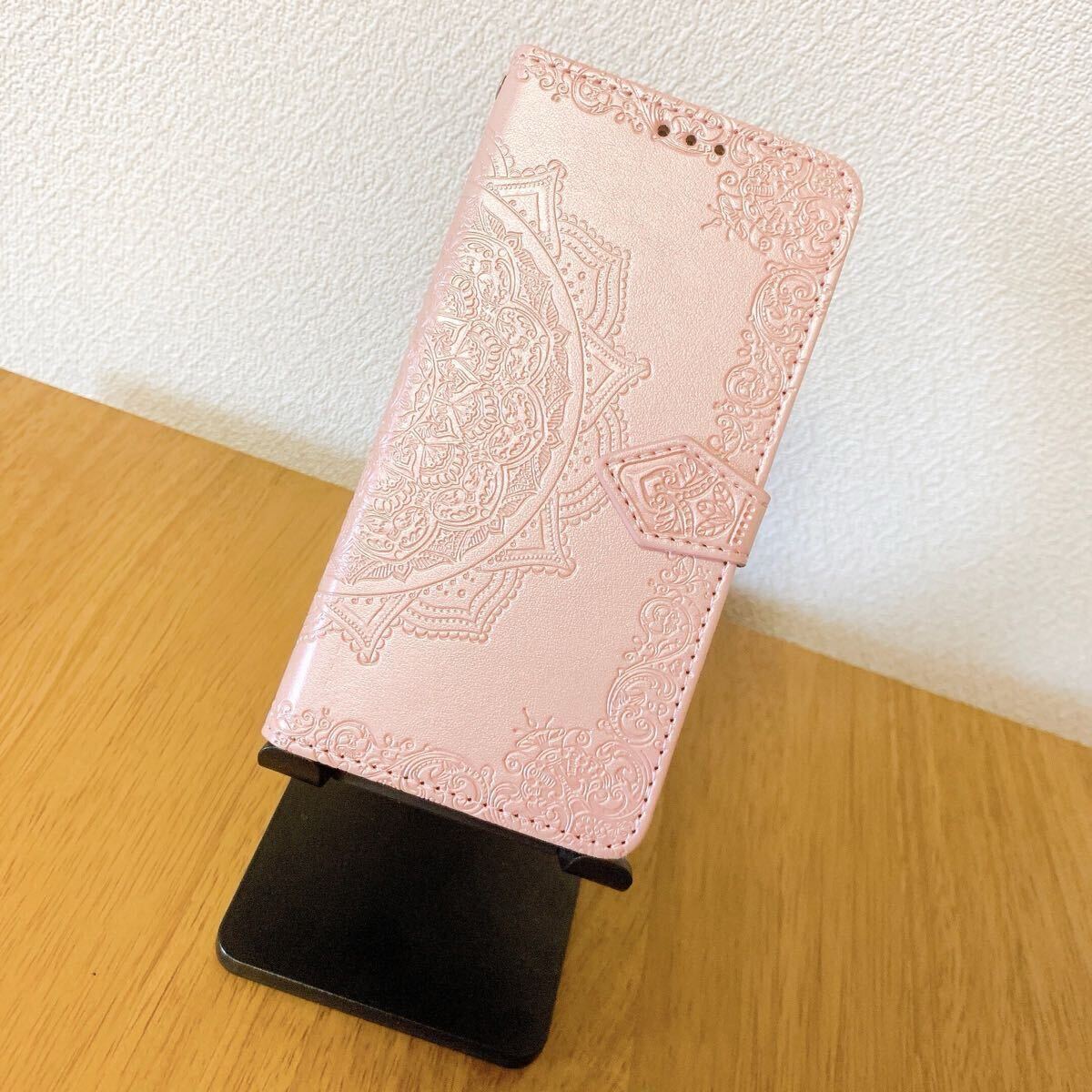 エンボス加工スマホケース 手帳型 iPhone11 ピンク