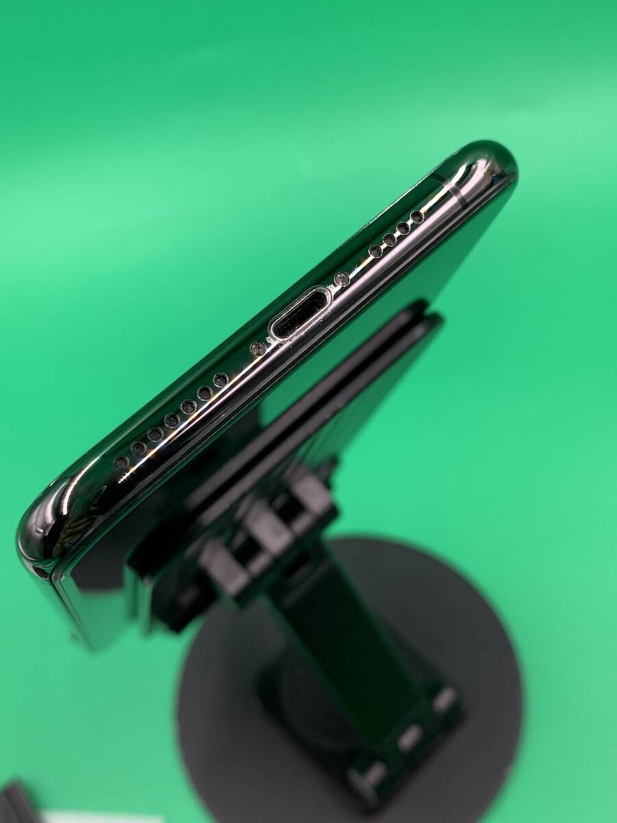 ちょい美品 iPhone XS Max 256GB SIMフリー バッテリー新品100 ちょい美品 iPhone XS Max 256GB SIMフリー バッテリー新品100