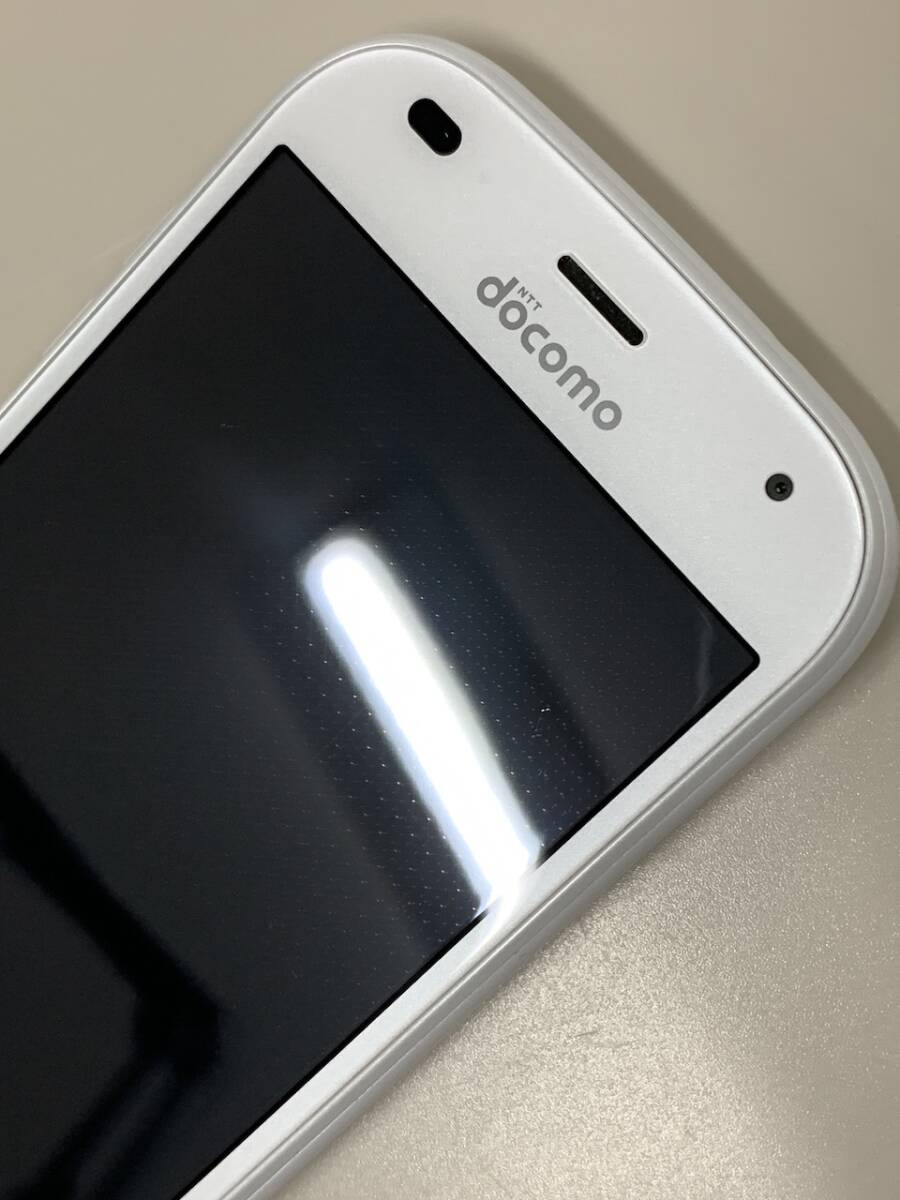ちょい美品 らくらくスマートフォン 32GB SIMフリー 格安SIM可 ちょい美品 らくらくスマートフォン 32GB SIMフリー 格安SIM可