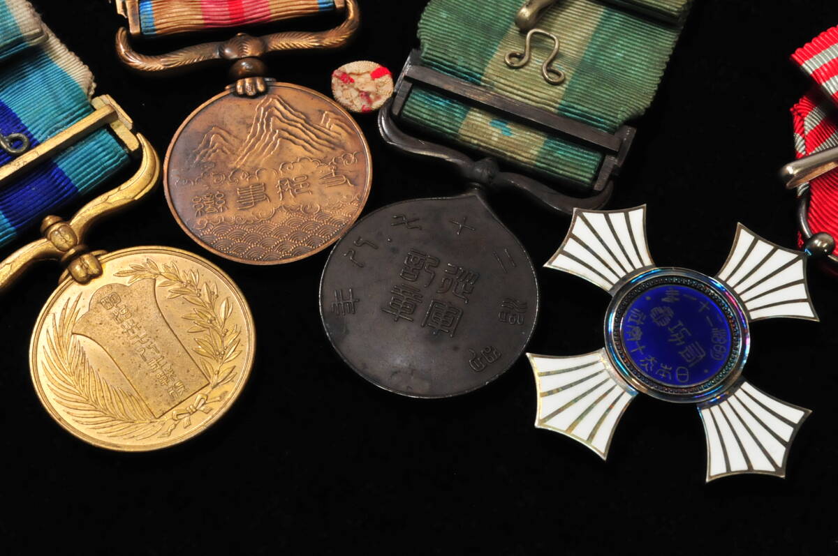勲章・記章】 まとめ品 日清戦争従軍記章・明治二十七八年従軍 勲章・記章】 まとめ品 日清戦争従軍記章・明治二十七八年従軍