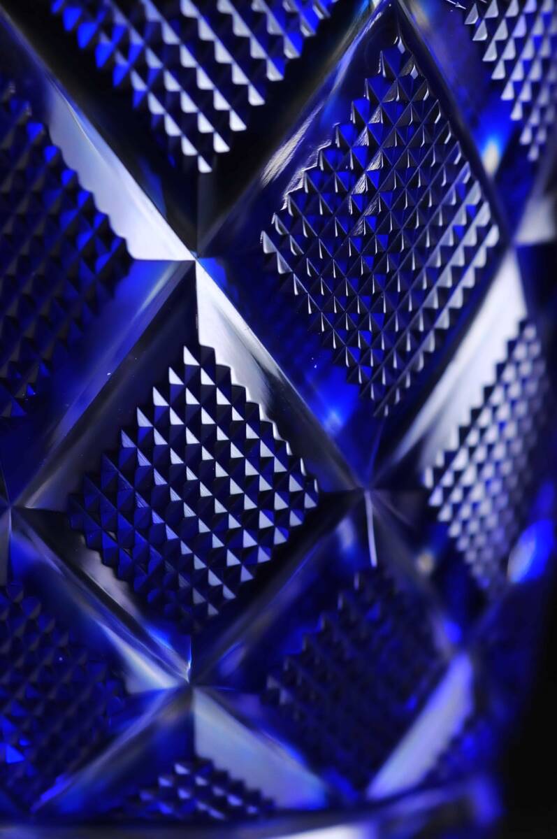 復元 薩摩切子 色被せガラス 『切子 脚付杯』 共布共箱 高さ 復元 薩摩切子 色被せガラス 『切子 脚付杯』 共布共箱 高さ