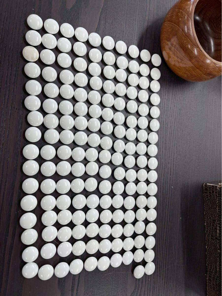 本蛤碁石 本耶智黒 白162個 黒181個 碁石 囲碁 ww761(囲碁 本蛤碁石 本耶智黒 白162個 黒181個 碁石 囲碁 ww761(囲碁
