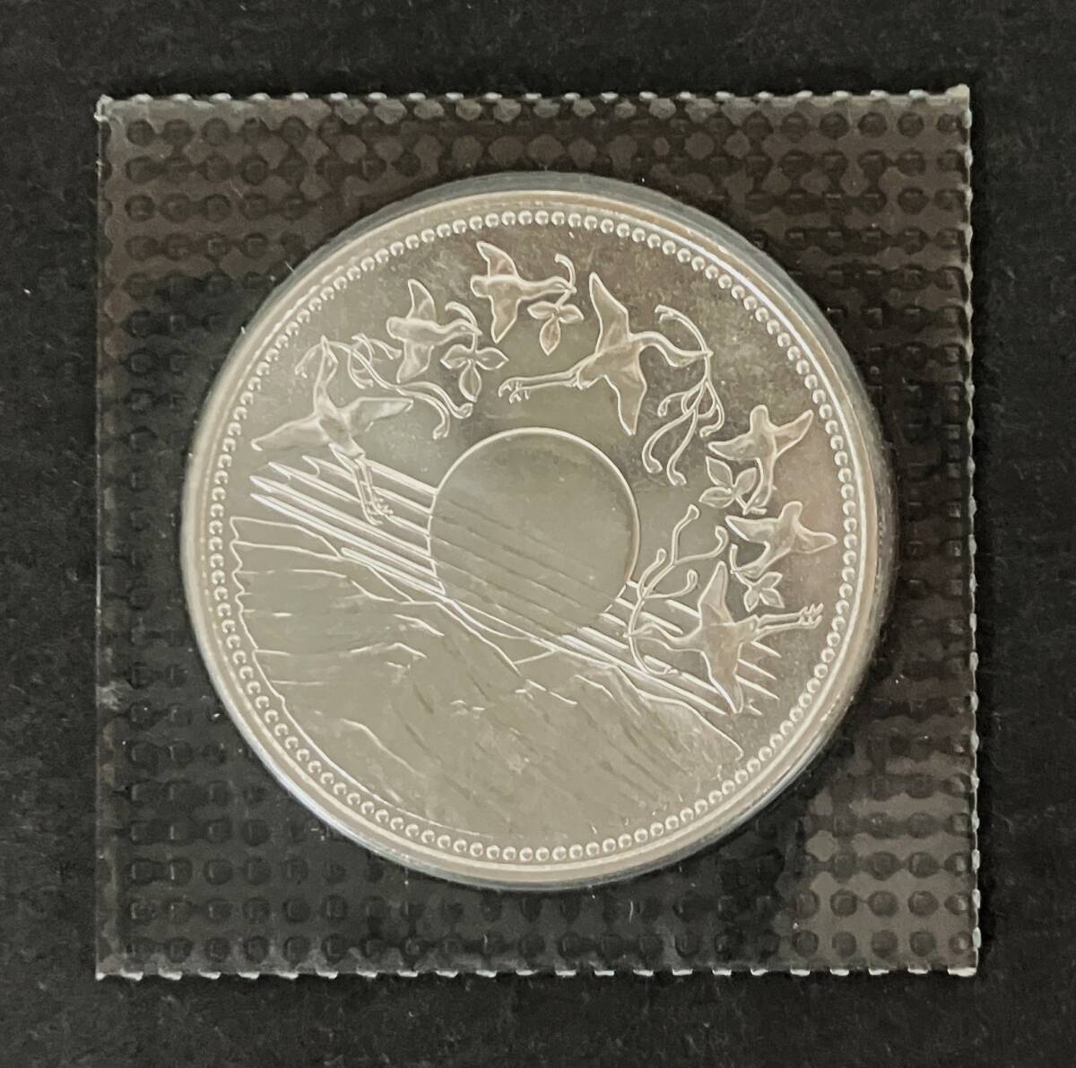 ○天皇陛下御在位60年記念○一万円銀貨幣 1枚○tz406(昭和 ○天皇陛下御在位60年記念○一万円銀貨幣 1枚○tz406(昭和