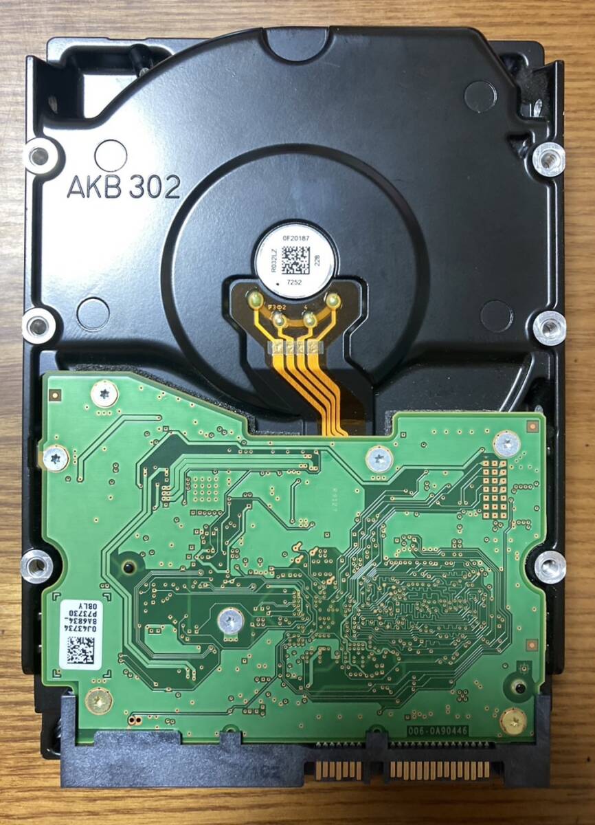 【状態◎】日立 Hitachi/HGST Ultrastar HUS726040ALA614(MB4000GFEMK/hpOEM品) 3.5インチ HDD 4TB（高耐久性と低消費電力を備えたモデル）_画像2