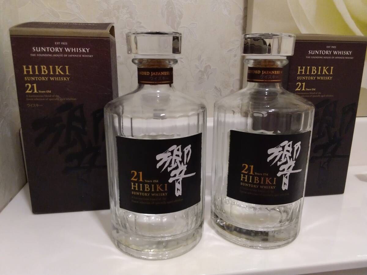 人気の春夏 サントリー響21年空瓶2本 箱付き(日本)｜売買された ウイスキー