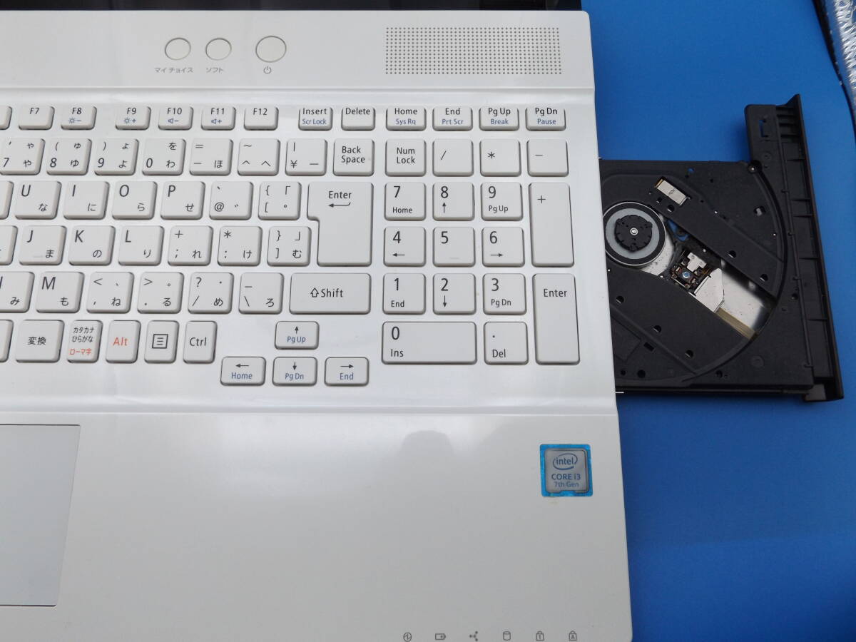 第7世代Core i3☆新品SSD512GB☆Win11 Ver.24H2☆NEC LaVie 第7世代Core i3☆新品SSD512GB☆Win11 Ver.24H2☆NEC LaVie
