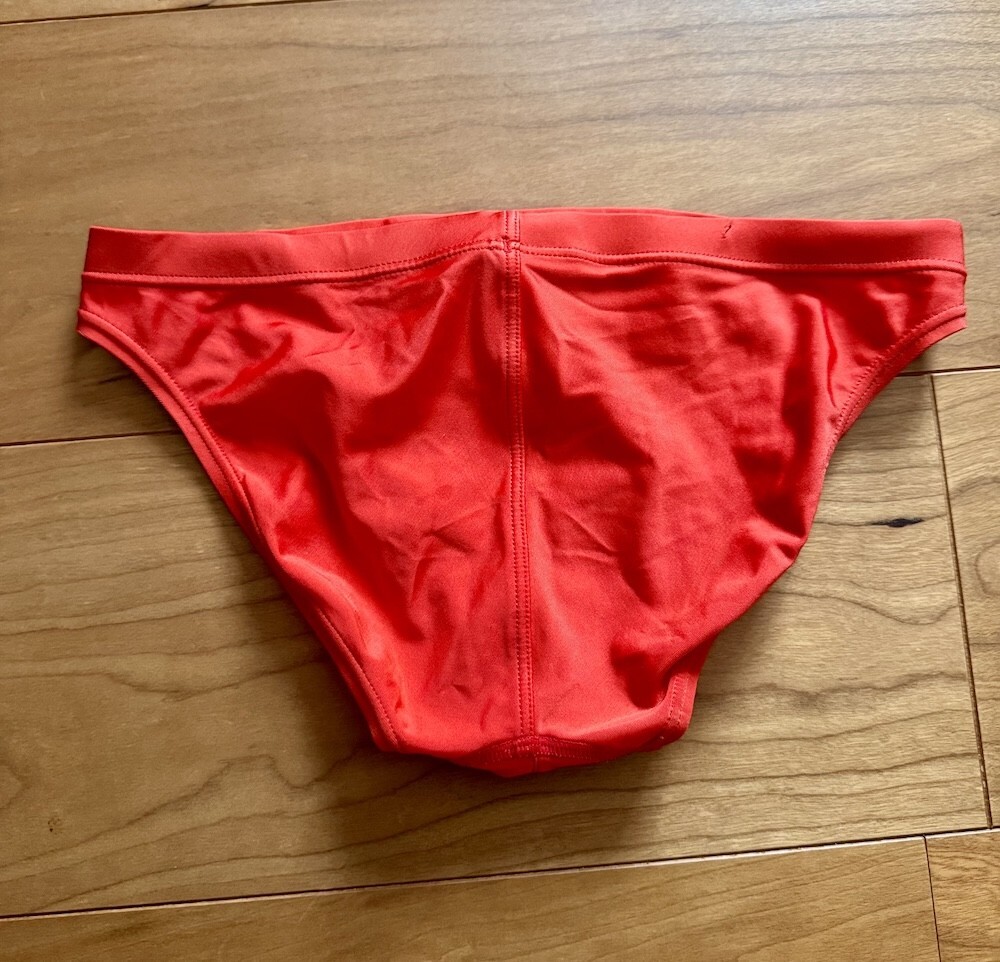 美品】asics / ライフセーバー使用品 / ハイドロCD / レッド 美品】asics / ライフセーバー使用品 / ハイドロCD / レッド
