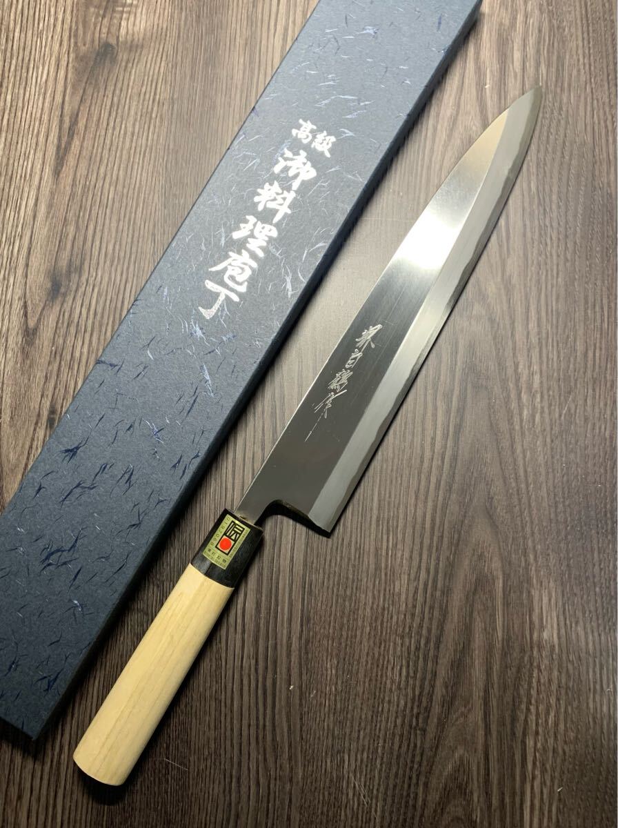 堺打刃物】身卸 出刃 白ニ鋼 包丁 9寸 水牛角柄 和包丁 片刃 堺打刃物】身卸 出刃 白ニ鋼 包丁 9寸 水牛角柄 和包丁 片刃