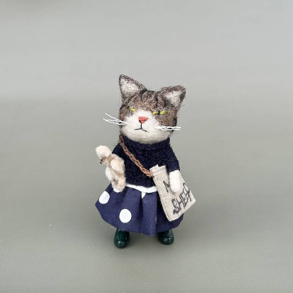 MTK SHEEP 羊毛フェルト 猫 ハンドメイド キジ白猫 (羊毛 MTK SHEEP 羊毛フェルト 猫 ハンドメイド キジ白猫 (羊毛