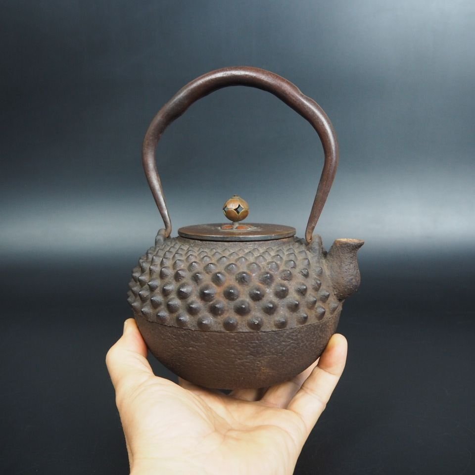 時代京鉄瓶 小振り鬼霰鉄瓶 ☆極希少☆ 煎茶道具 湯沸 検/銀瓶 時代京鉄瓶 小振り鬼霰鉄瓶 ☆極希少☆ 煎茶道具 湯沸 検/銀瓶