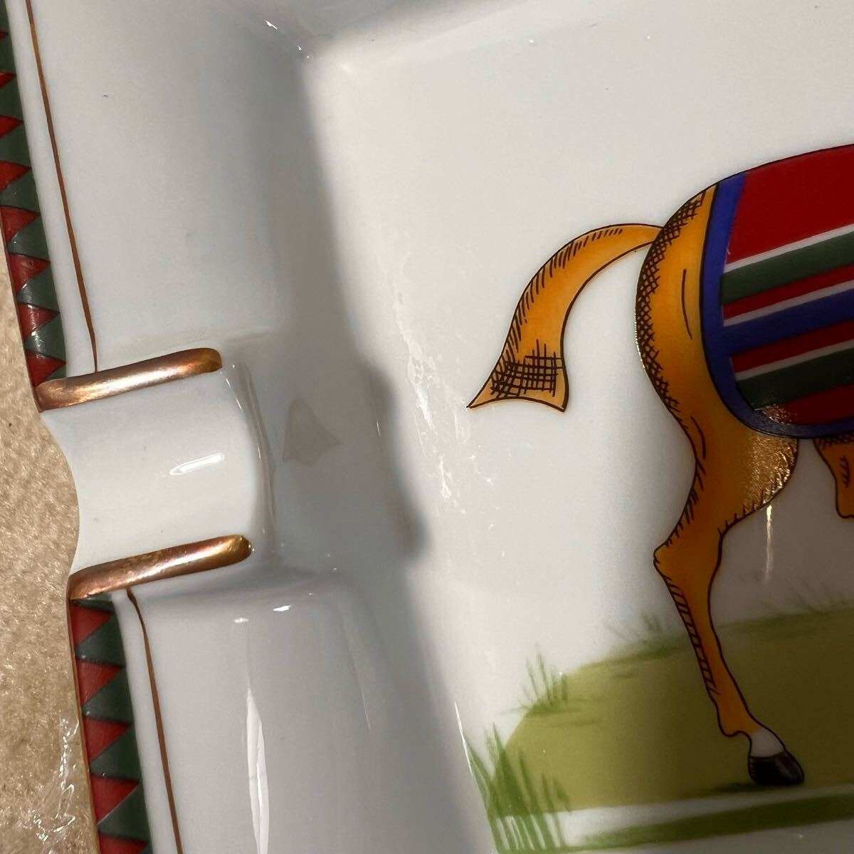 C2220 HERMES エルメス アッシュトレイ 灰皿 陶器 ホース 馬 C2220 HERMES エルメス アッシュトレイ 灰皿 陶器 ホース 馬