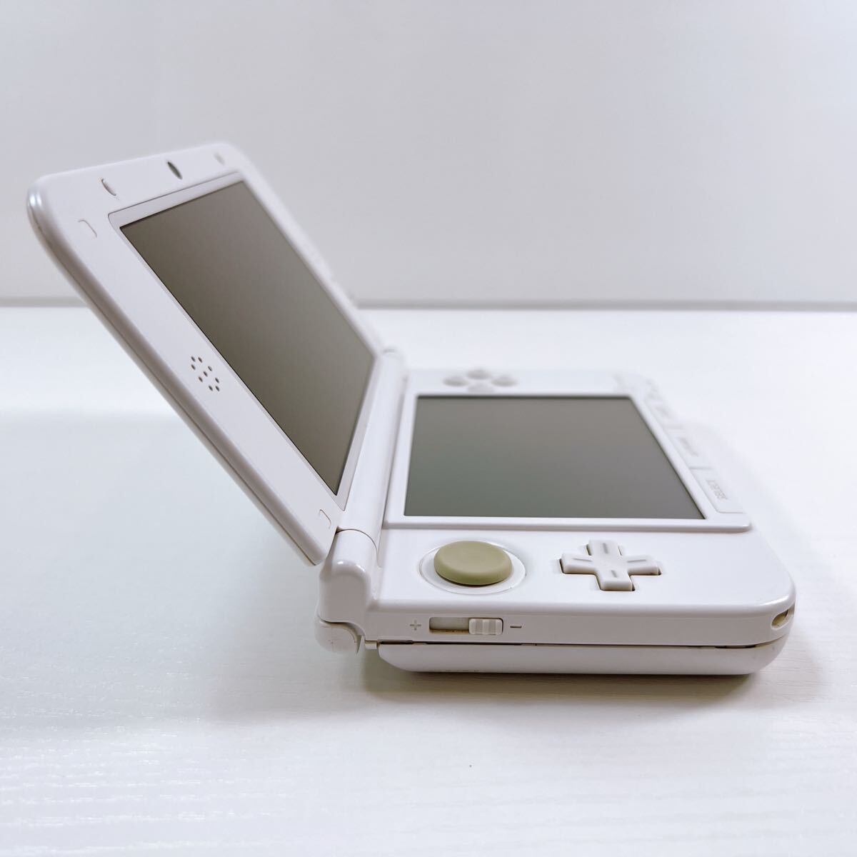 354【中古】Nintendo 3DS LL 本体 ホワイト ニンテンドー3DS LL 354【中古】Nintendo 3DS LL 本体 ホワイト ニンテンドー3DS LL