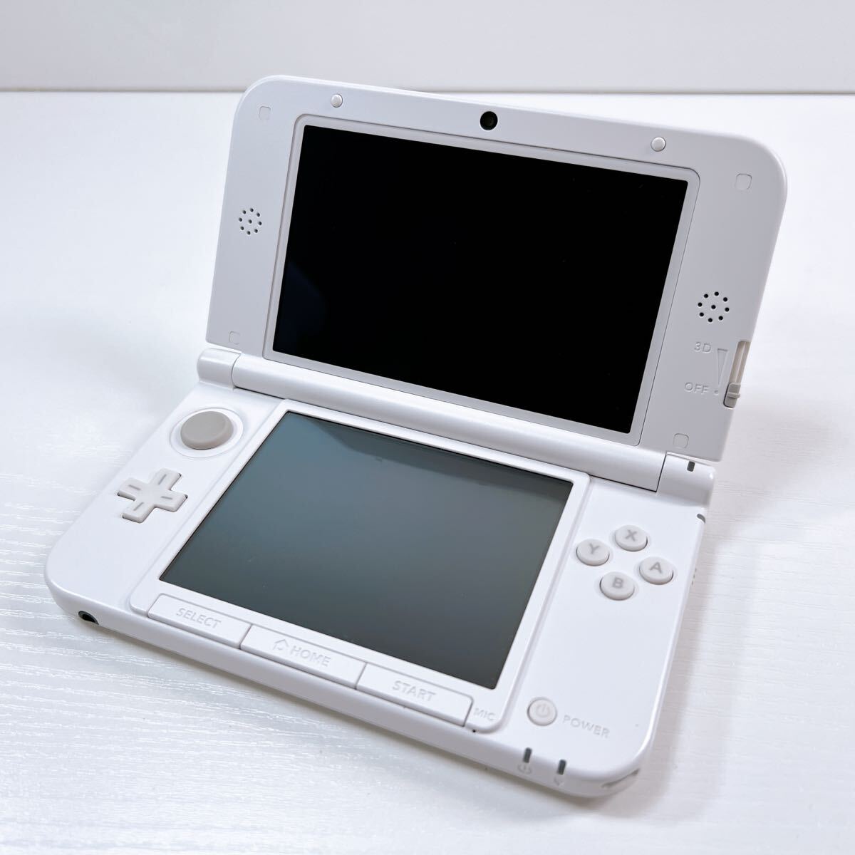 392【中古】Nintendo 3DS LL 本体 SPR-001 ホワイト 392【中古】Nintendo 3DS LL 本体 SPR-001 ホワイト