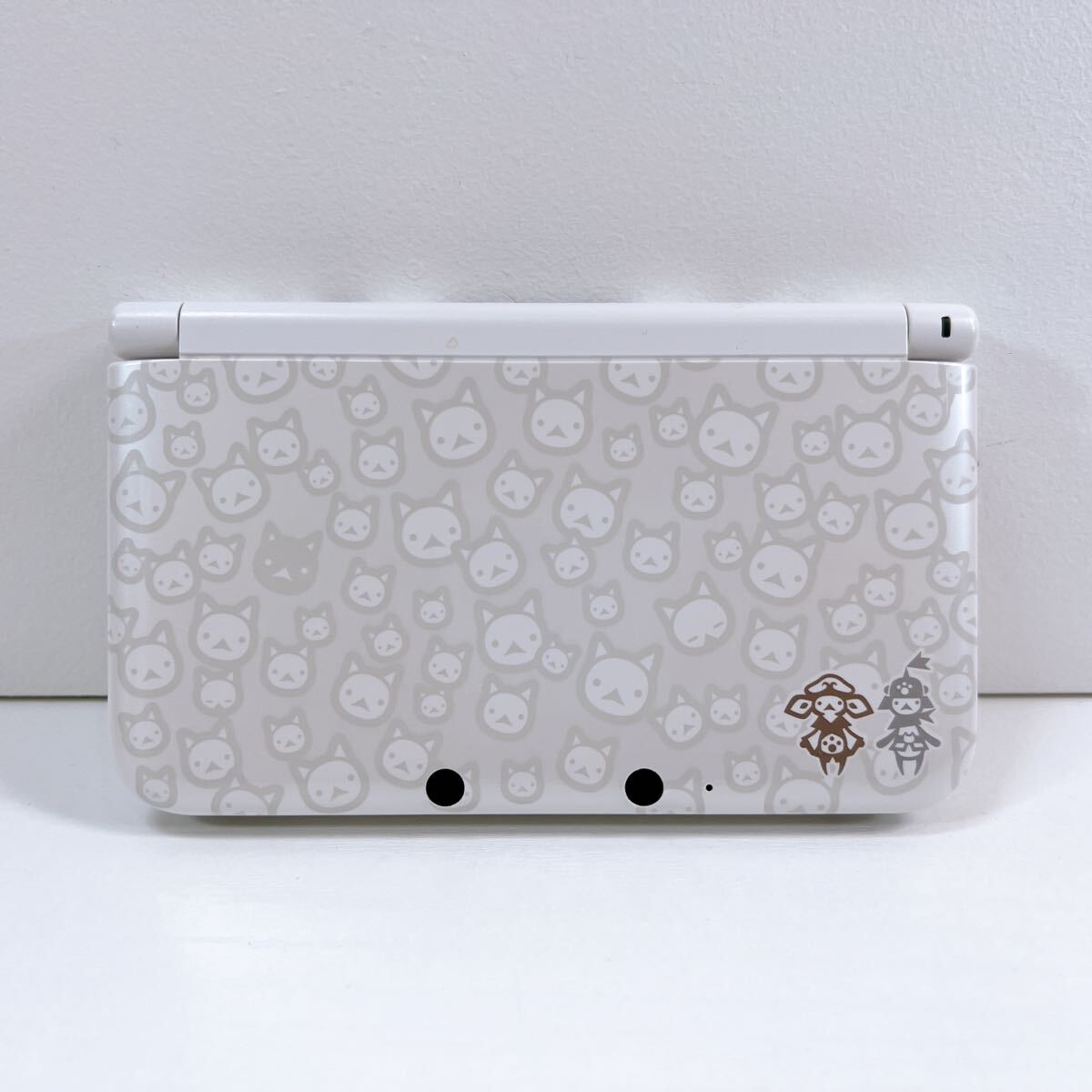 324【中古】Nintendo 3DS LL SPR-001 モンスターハンター4 324【中古】Nintendo 3DS LL SPR-001 モンスターハンター4