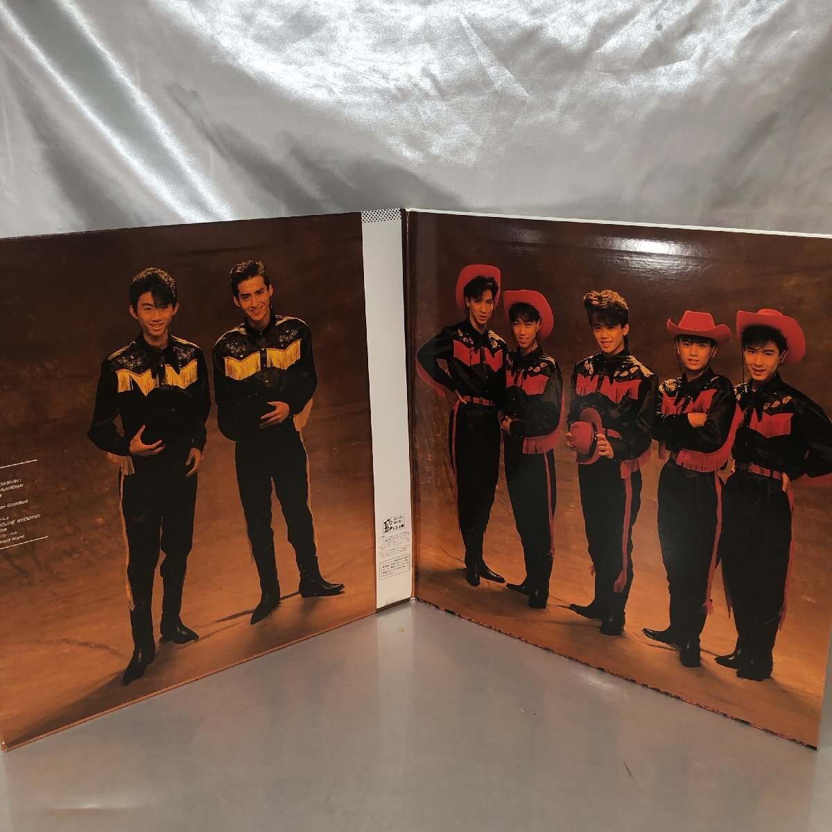 【中古/現(xiàn)狀品/KSS】光GENJI 光ゲンジ Hello…I Love You ハロー アイ?ラブ?ユー LP盤 アルバム レコード 長期保管品　MZ0415