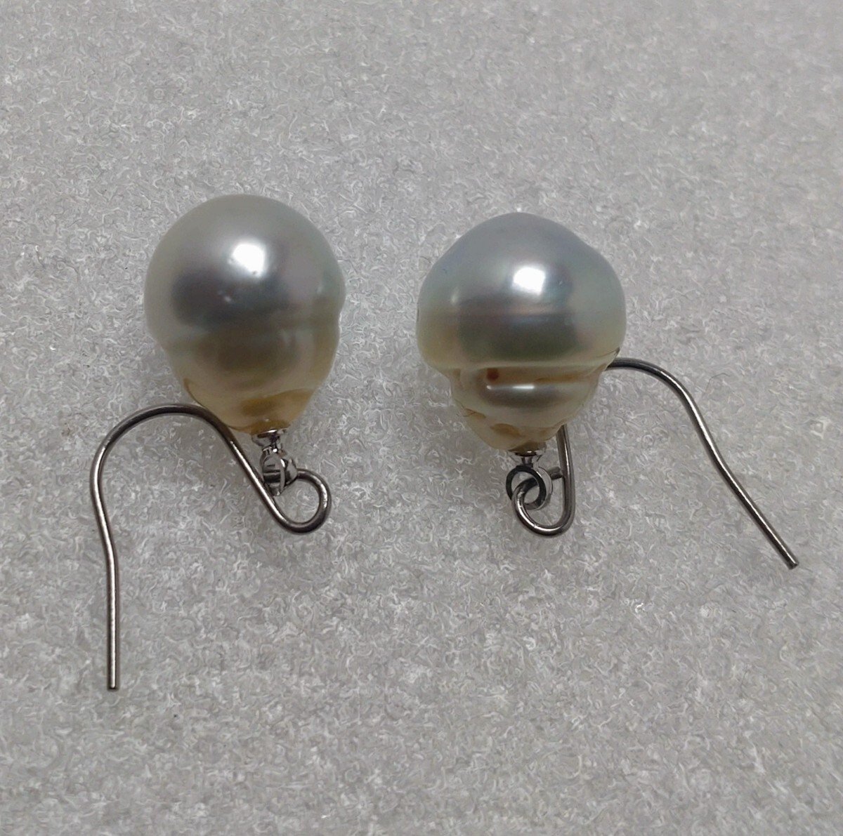 ∮真珠専門館∮ 白蝶真珠 フックピアス 10mmUP 純チタン ぶら下がり 大特価 (税込み)_画像4