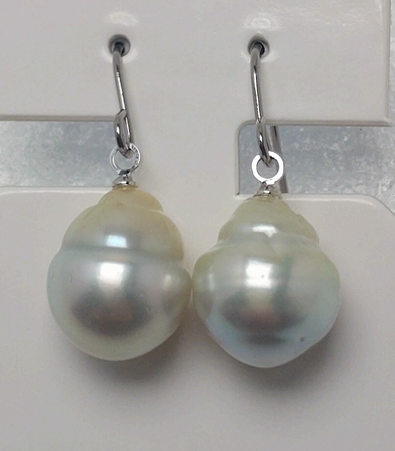 ∮真珠専門館∮ 白蝶真珠 フックピアス 10mmUP 純チタン ぶら下がり 大特価 (税込み)_画像1