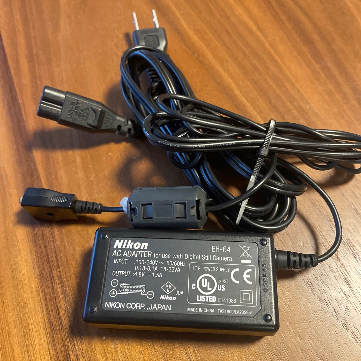 [送料無料] Nikon　ニコン　純正 EH-64 充電器　ACアダプター　 #P1078