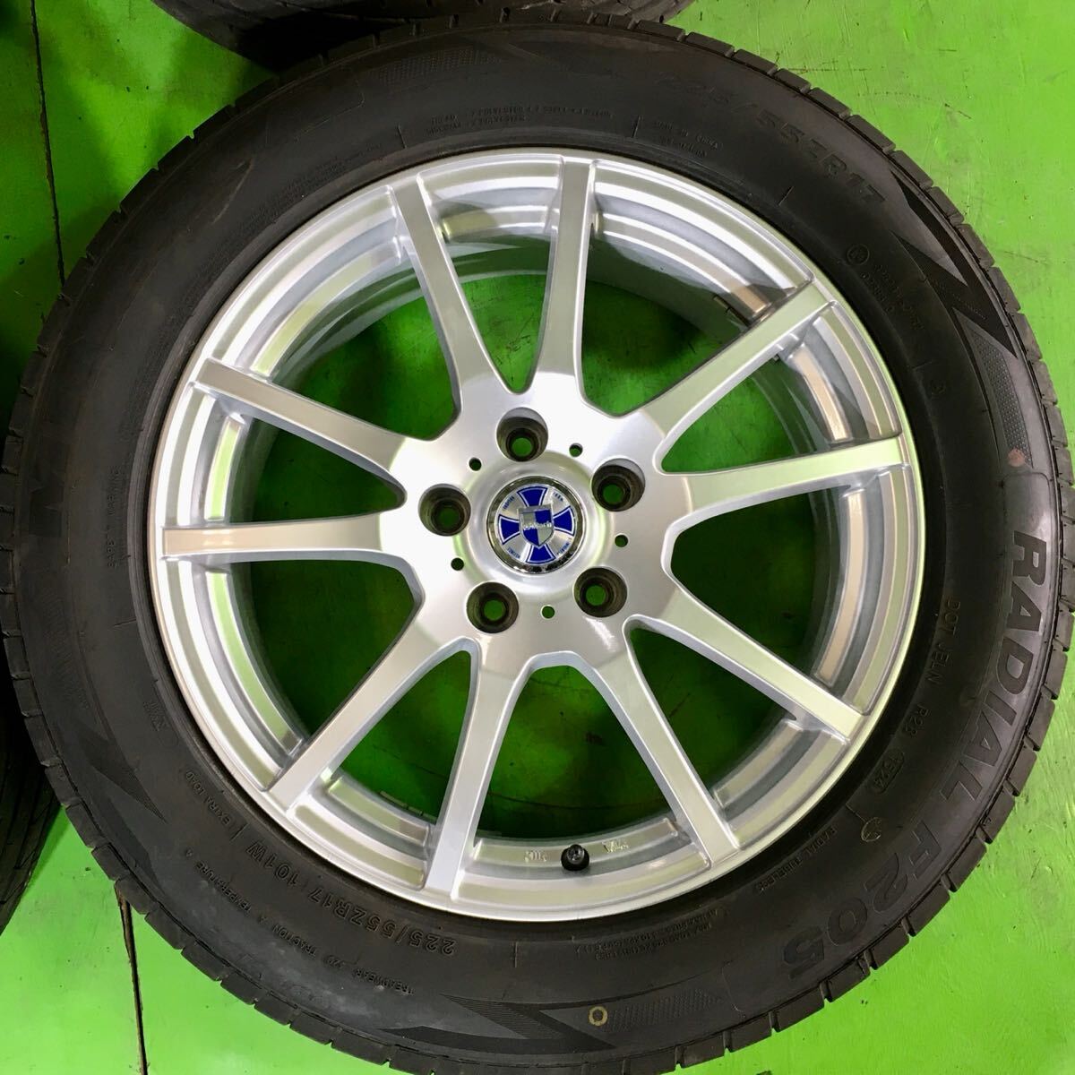 item_image_3