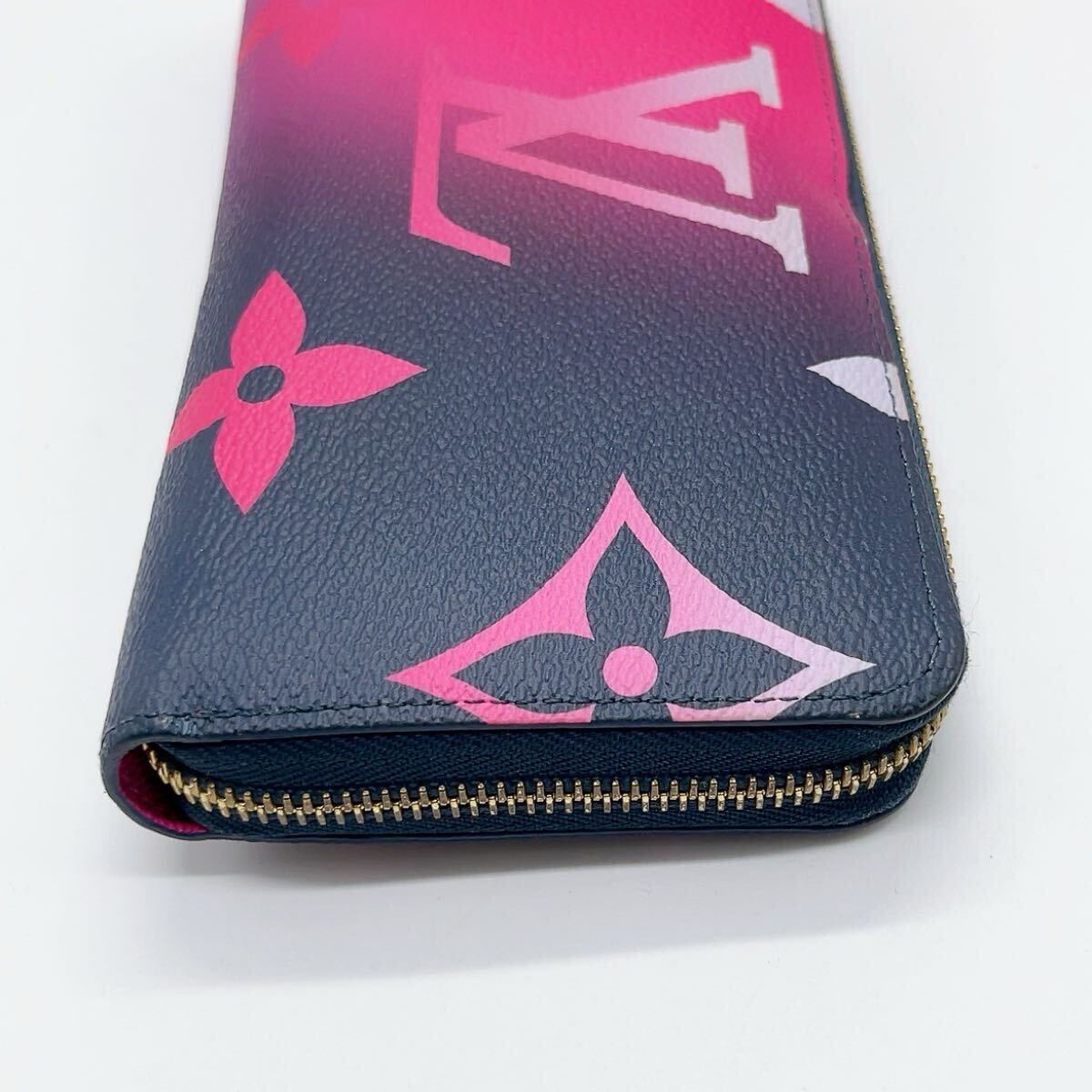 美品 LOUIS VUITTON ルイヴィトン ジッピーウォレットスプリング 美品 LOUIS VUITTON ルイヴィトン ジッピーウォレットスプリング