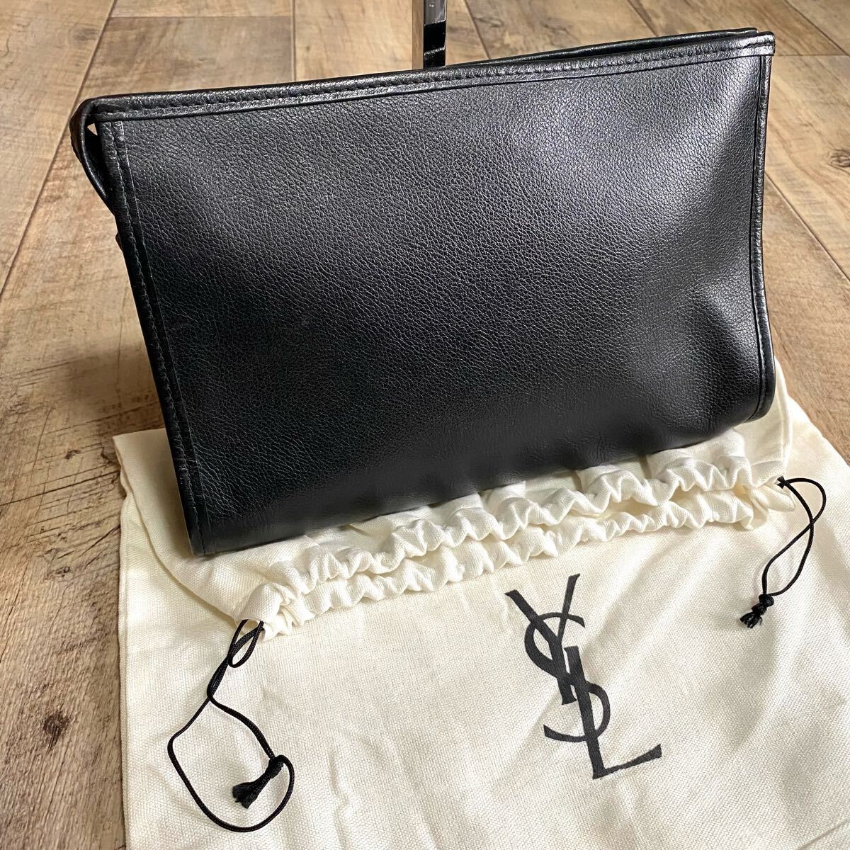 本物 イヴサンローラン YSL レザー クラッチバッグ ゴールド金具 本物 イヴサンローラン YSL レザー クラッチバッグ ゴールド金具