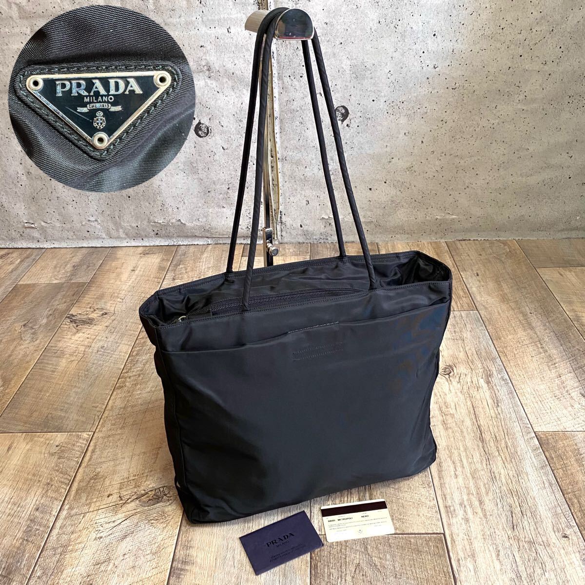 本物 PRADA プラダ テスートナイロン トートバッグ 三角ロゴ 本物 PRADA プラダ テスートナイロン トートバッグ 三角ロゴ
