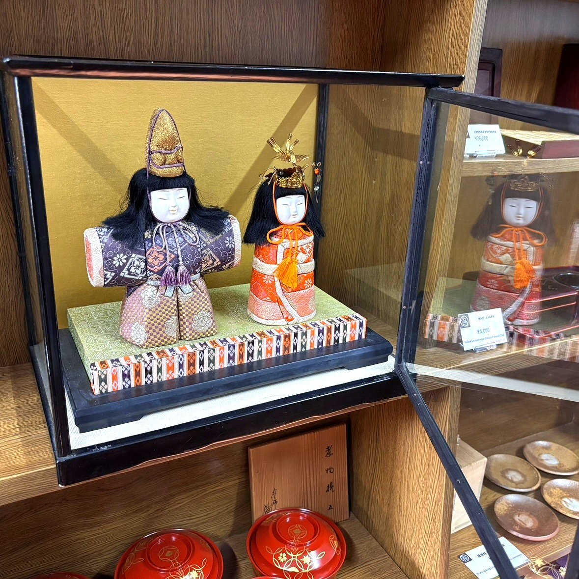 【41】【併売品?店頭引取可能】五月人形 端午の節(jié)句 お飾り ガラスケース入り ガラスケースサイズ：高32×幅38×奧24.5cm 現(xiàn)狀品