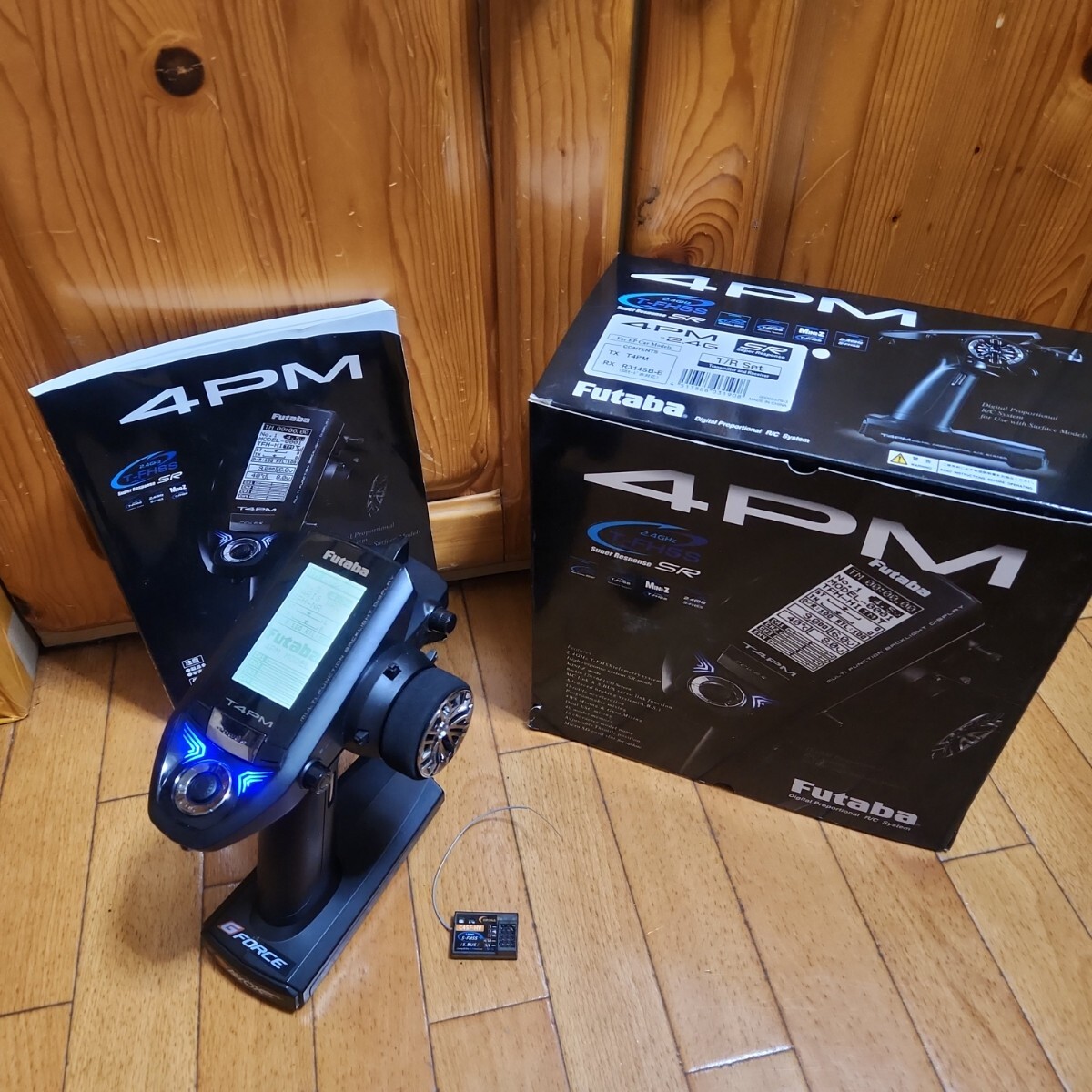 フタバ hutaba 4PM プロポ＆受信機 セットなのでお得です！