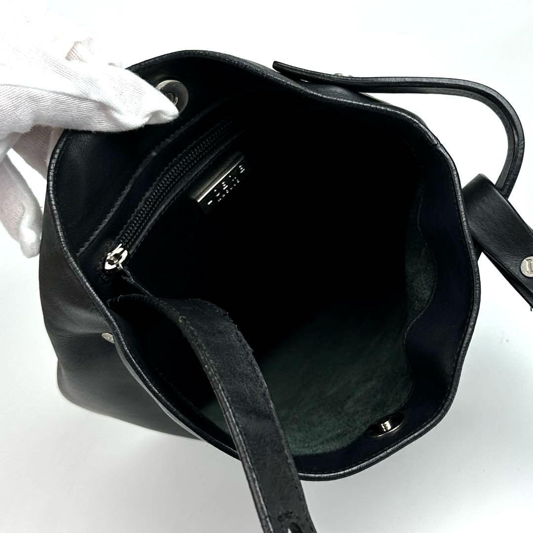 美品 LOEWE ロエベ ワンショルダー バッグ 肩掛け アシンメ 美品 LOEWE ロエベ ワンショルダー バッグ 肩掛け アシンメ