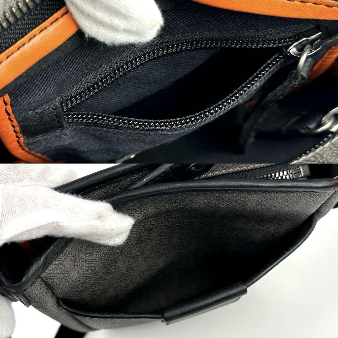 美品 LOEWE ロエベ ショルダーバッグ リピートアナグラム 斜め 美品 LOEWE ロエベ ショルダーバッグ リピートアナグラム 斜め