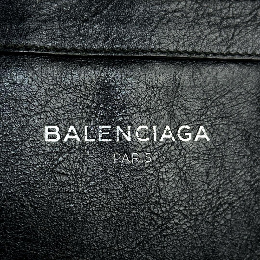 美品】BALENCIAGA バレンシアガ ショルダーバッグ 2way ネイビー 美品】BALENCIAGA バレンシアガ ショルダーバッグ 2way ネイビー