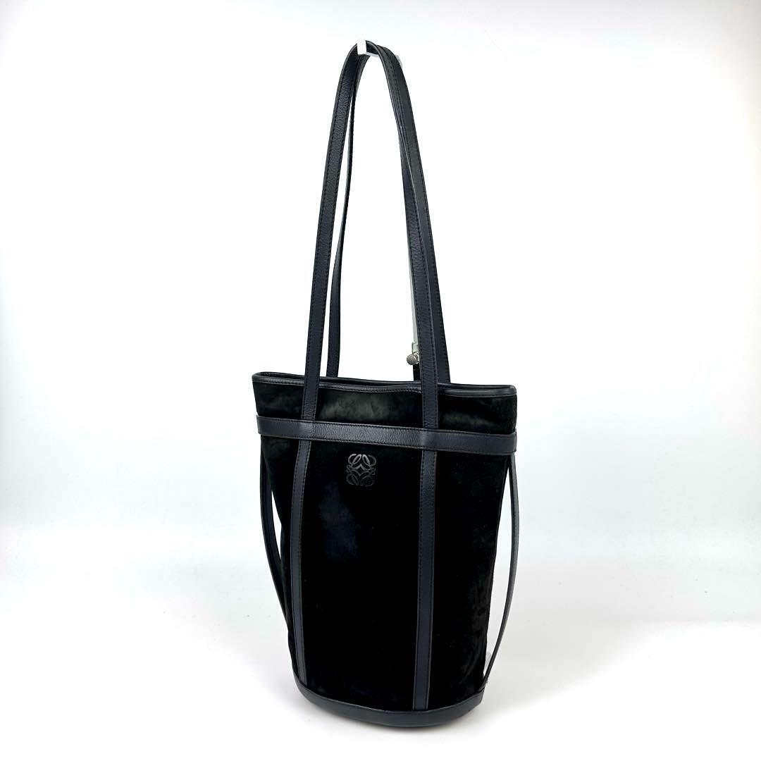 美品 LOEWE ロエベ ワンショルダー 肩掛け アナグラム ロゴ型 美品 LOEWE ロエベ ワンショルダー 肩掛け アナグラム ロゴ型