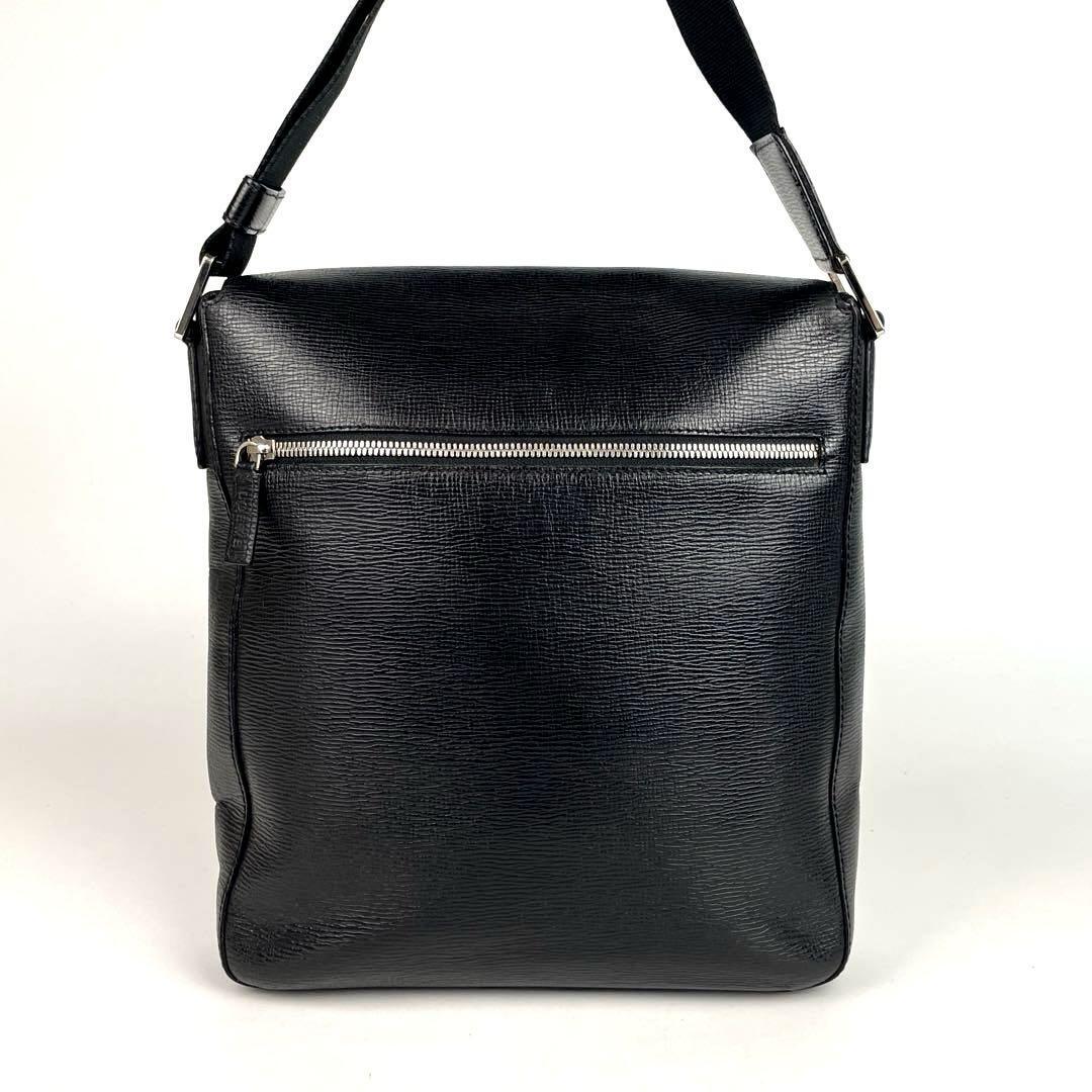 美品 LOEWE ロエベ ショルダーバッグ シルバー金具 ロゴ 美品 LOEWE ロエベ ショルダーバッグ シルバー金具 ロゴ