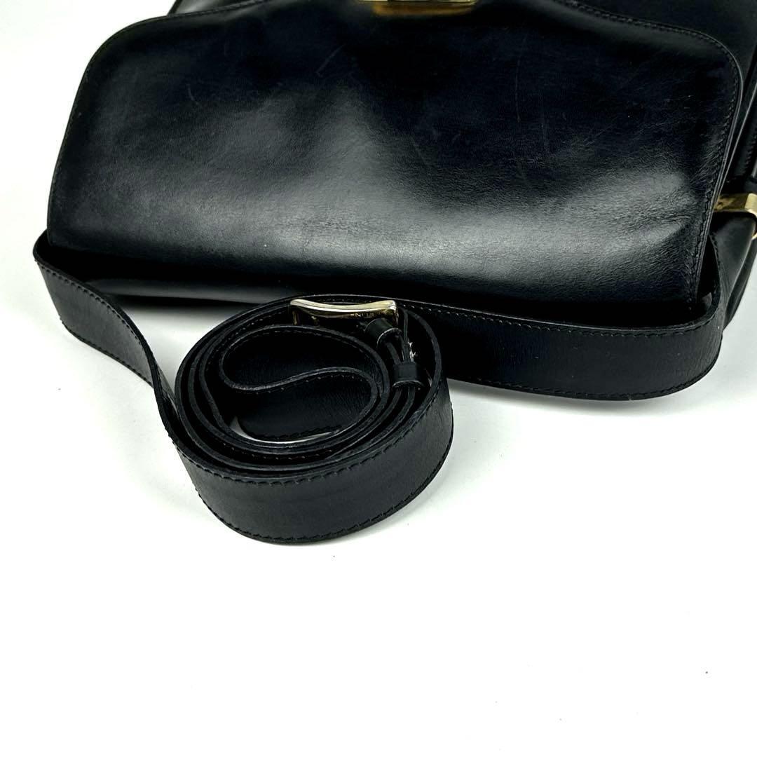 美品】CELINE セリーヌ ショルダーバッグ トリオンフ C金具 美品】CELINE セリーヌ ショルダーバッグ トリオンフ C金具