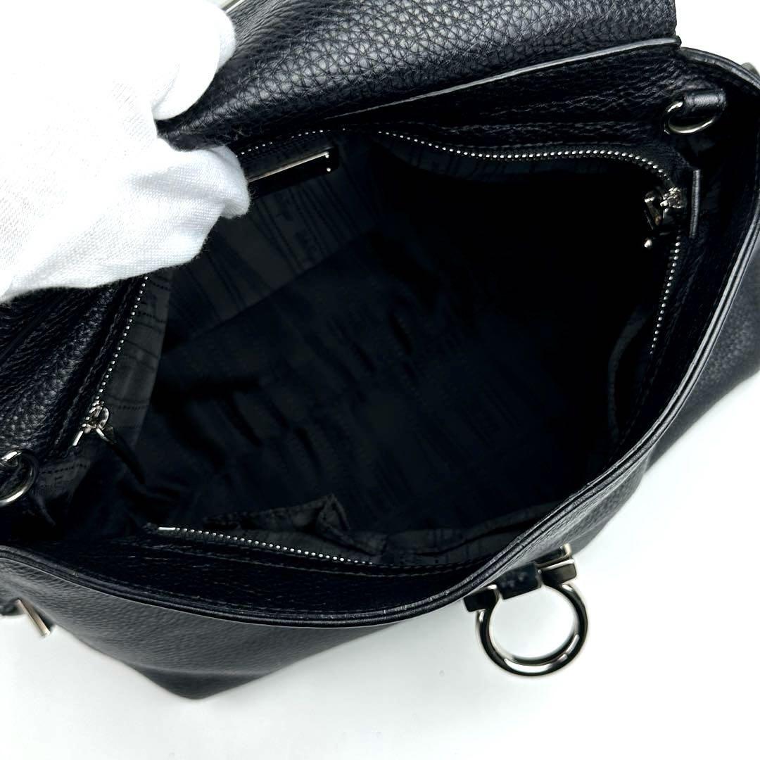 美品 Salvatore Ferragamo フェラガモ ハンドバッグ 2way 美品 Salvatore Ferragamo フェラガモ ハンドバッグ 2way