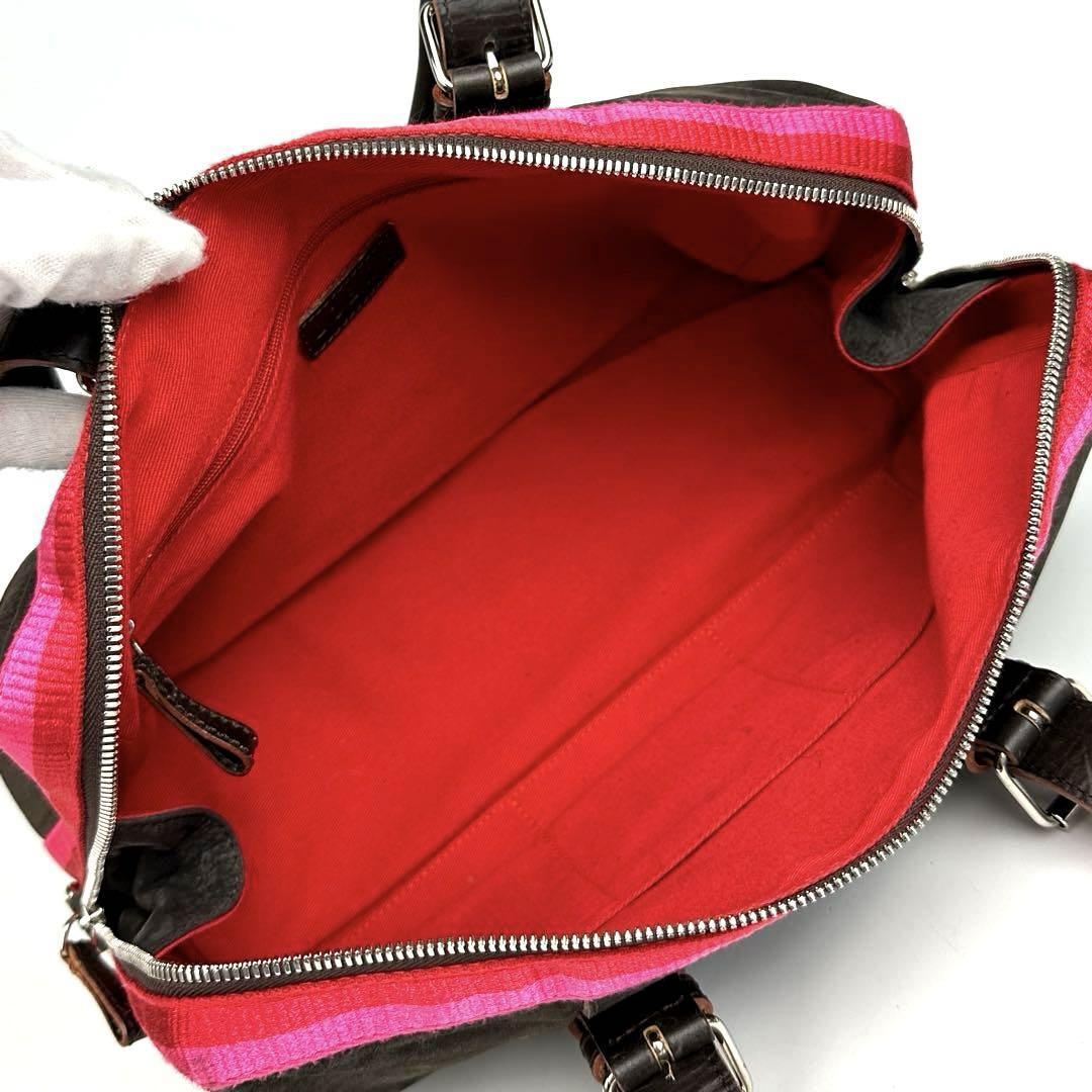 美品 LOEWE ロエベ ハンドバッグ アナグラム ロゴ型押し ミニ 美品 LOEWE ロエベ ハンドバッグ アナグラム ロゴ型押し ミニ